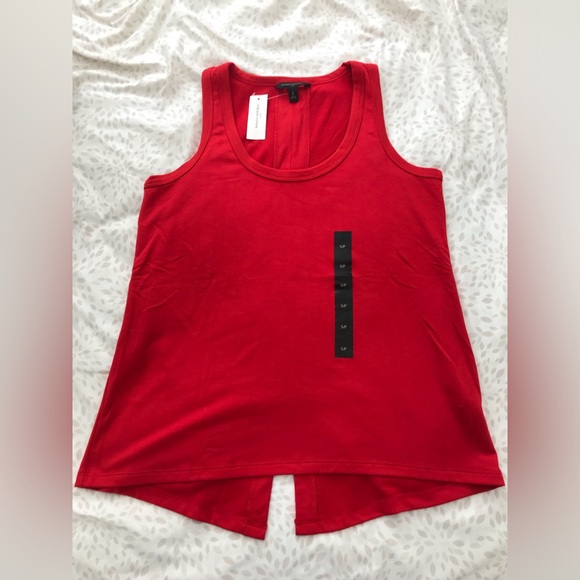 Beautiful Banana Republic Red Top! New with Tags! - Picture 10 of 12